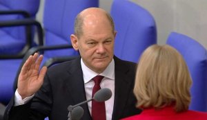 Allemagne: le nouveau chancelier Olaf Scholz prête serment devant les députés