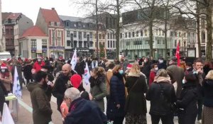 Les enseignants des écoles de Roubaix chantent pour alerter  « petit papa Blanquer »