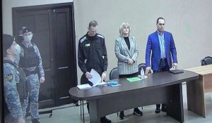Images de l'opposant russe Navalny pendant son procès où il a été reconnu coupable d'escroquerie