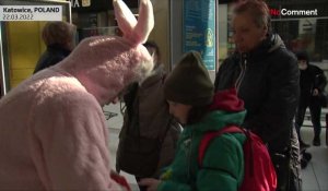 No Comment : des clowns et des sourires pour accueillir les enfants ukrainiens