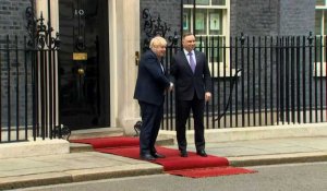 Le président polonais Andrzej Duda arrive au 10 Downing Street
