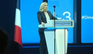 Présidentielle : à Perpignan, Marine Le Pen appelle au changement
