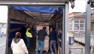 Chargement de matériels médical à destination de l’Ukraine au départ du CHU de Lille