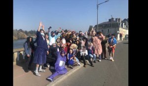 VIDÉO. Sablé-sur-Sarthe : des lycéens de Terminale défilent déguisés à J-100 du bac 