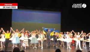 VIDÉO. Vannes. Une émouvante standing ovation pour le ballet de Kiev aux Émancipéés