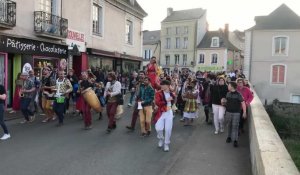 VIDÉO. Ambiance carnaval dans les rues de Sablé-sur-Sarthe pour la Fête du Printemps