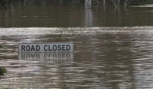 Australie: routes et maisons inondées dans une banlieue de Sydney