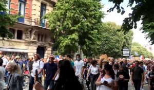 Manifestation contre le pass sanitaire à Lille