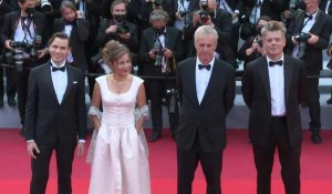 Cannes: l'équipe du film "France" sur le tapis rouge sans Léa Seydoux testée positive au Covid-19