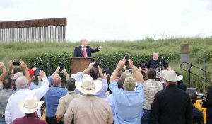 USA: Trump arrive à la frontière avec le Mexique
