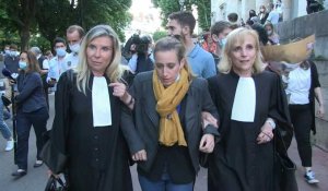 Valérie Bacot sort libre du palais de justice de Chalon-sur-Saône