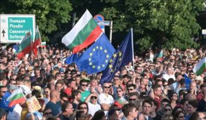 Manifestation devant le Parlement bulgare suite à la chute du gouvernement
