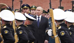 Entre indifférence et ton martial... Le Kremlin réagit à la candidature de l'Ukraine à l'UE