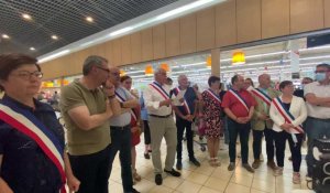 Saint-Nicolas :mobilisation au centre commercial Leclerc contre le recours du groupe Auchan