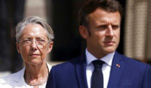 L'après-législatives en France : le président Macron consulte, la Première ministre reste en poste