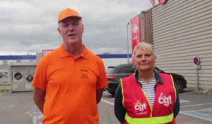 Les salariés de Carrefour market manifestent à Quiévrechain