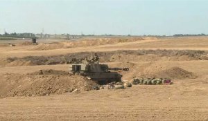 Des troupes israéliennes déployées près de la frontière avec Gaza