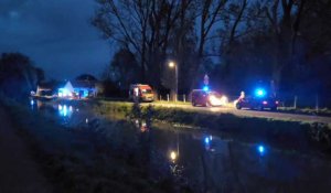 A Marck, une voiture tombe à l'eau rue du Canal