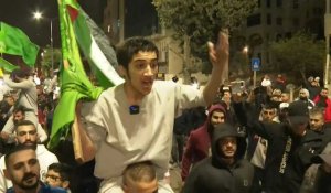 Cisjordanie: des prisonniers chantent "Que Dieu bénisse la résistance" après leur libération