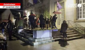 VIDÉO. Le conseil municipal de Ouistreham perturbé par une manifestation en soutien aux migrants