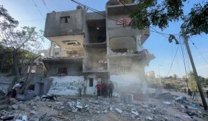 Destruction après une frappe israélienne sur le sud de la bande de Gaza