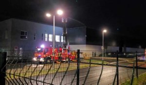 A Calais, un feu demarre une usine de traitement de déchets