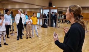 Le projet Zephir à Saint-Quentin permet aux enfants des quartiers de pratiquer la danse avec les écoles de danse de la ville.