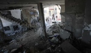 Jénine: des Palestiniens inspectent les décombres d'une mosquée après une frappe israélienne