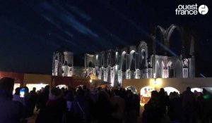 VIDÉO. Les spectacles, l'abbaye, le vin chaud : premier week-end à la foire de Noël de Maillezais