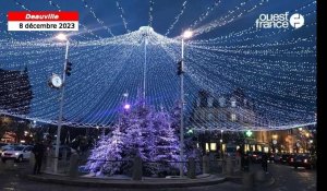 VIDÉO. Les écoliers de Deauville lancent les illuminations de Noël 