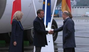 Allemagne : le président français Emmanuel Macron et Brigitte Macron arrivent à Hambourg