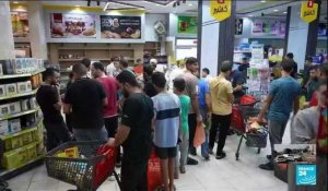 Blocus israélien sur la bande de Gaza : les habitants tentent de se ravitailler avant les pénuries