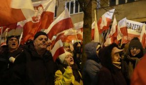 Pologne : le président va gracier deux élus du PiS
