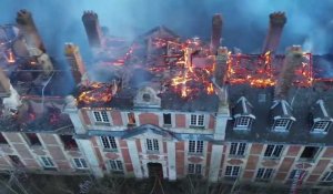 VIDEO. Un gigantesque incendie ravage un château du XVIIe siècle dans l'Eure