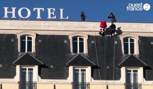 VIDÉO. A Cabourg, le Père Noël est descendu ... du Grand Hôtel