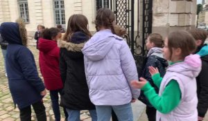 À Saint-Omer, le parcours d’une flamme olympique à travers les écoles primaires