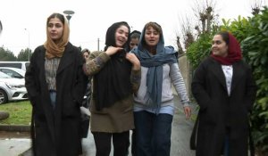 France: inquiètes pour des proches, des Afghanes dénoncent "l'hypocrisie occidentale"