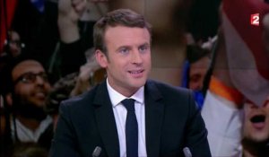 Emmanuel Macron étrille Marine Le Pen