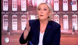 Marine Le Pen : "Macron c'est la France soumise"