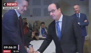 Présidentielle 2017 : François Hollande a voté et parle "d'un acte important" (vidéo)