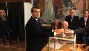 Présidentielle: Macron a voté au Touquet