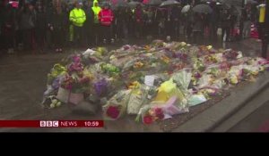 Attentat de Londres: à 11 heures, Big Ben a retenti dans un pays silencieux