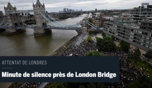 Attentat de Londres : au pied de London Bridge, une minute de silence en hommage aux victimes