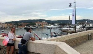 Le "Sailing Yacht A", plus grand yacht à voile privé du monde, au large de Saint-Tropez