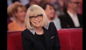 Mireille Darc de nouveau hospitalisée, son état serait jugé très grave