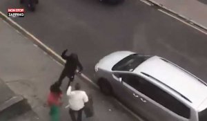 Angleterre : Deux femmes âgées violemment agressées en pleine rue (Vidéo)