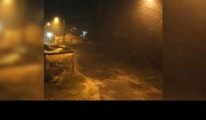 Les premières images d'Irma déferlant sur les Antilles