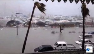 Saint-Martin balayée par l'ouragan Irma