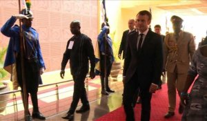 Au Ghana, Macron s'adresse à nouveau à la jeunesse africaine