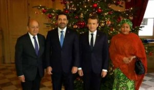 Macron arrive à la réunion internationale en soutien au Liban